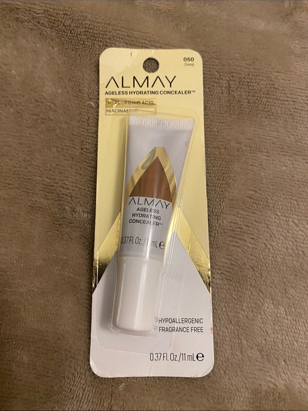 Makeup Bundle - Picture 2 of 8